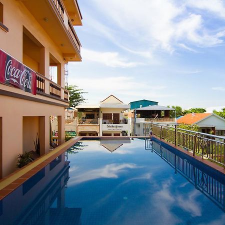 G Eleven Hotel Phnom Penh Zewnętrze zdjęcie