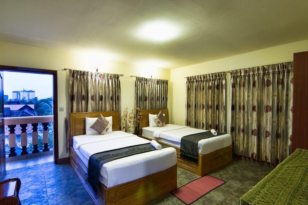 G Eleven Hotel Phnom Penh Zewnętrze zdjęcie