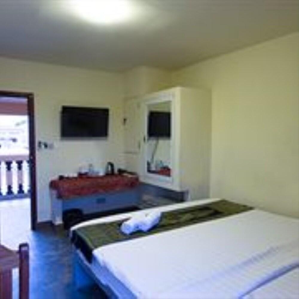 G Eleven Hotel Phnom Penh Zewnętrze zdjęcie