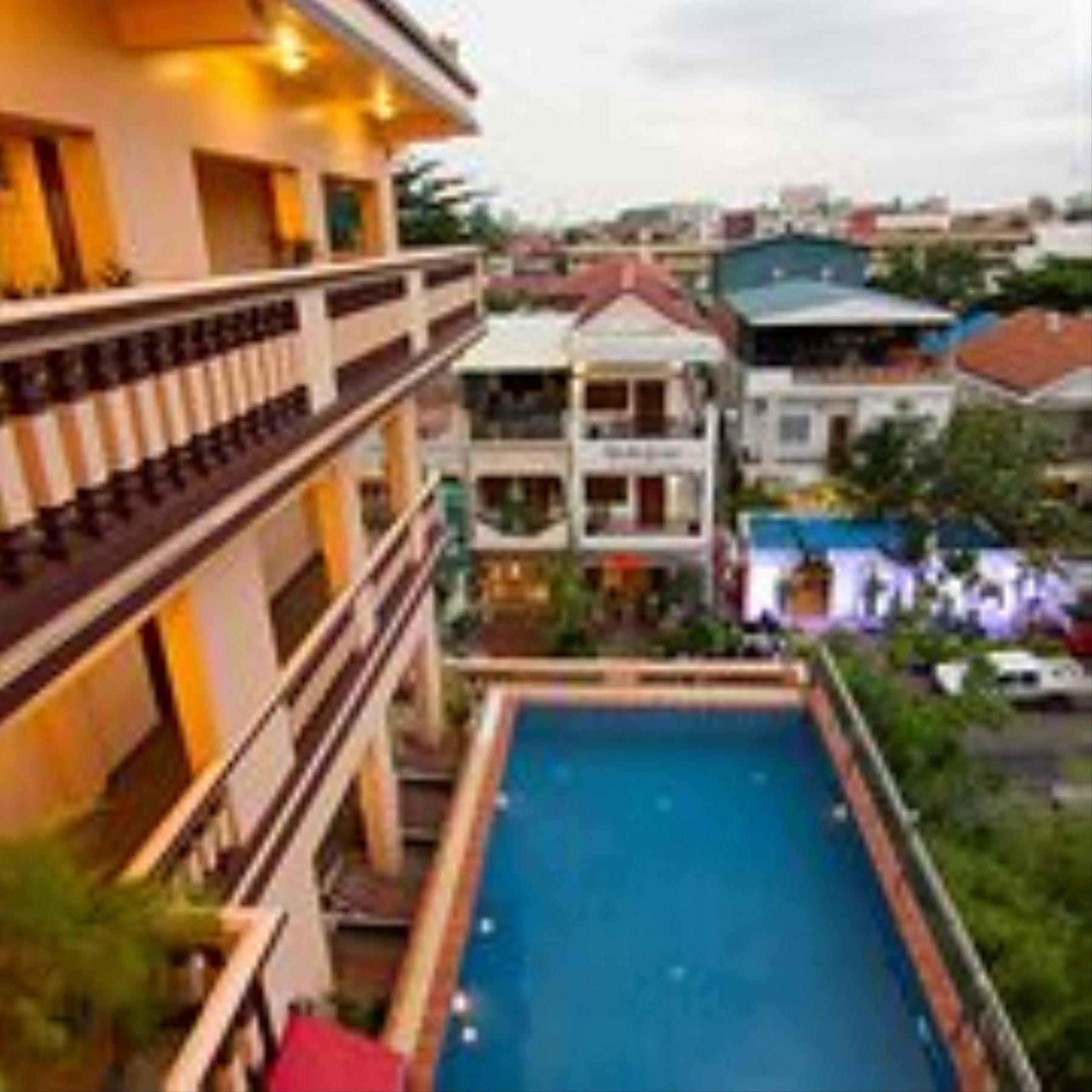 G Eleven Hotel Phnom Penh Zewnętrze zdjęcie