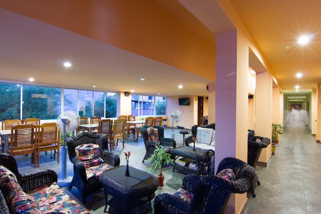 G Eleven Hotel Phnom Penh Zewnętrze zdjęcie