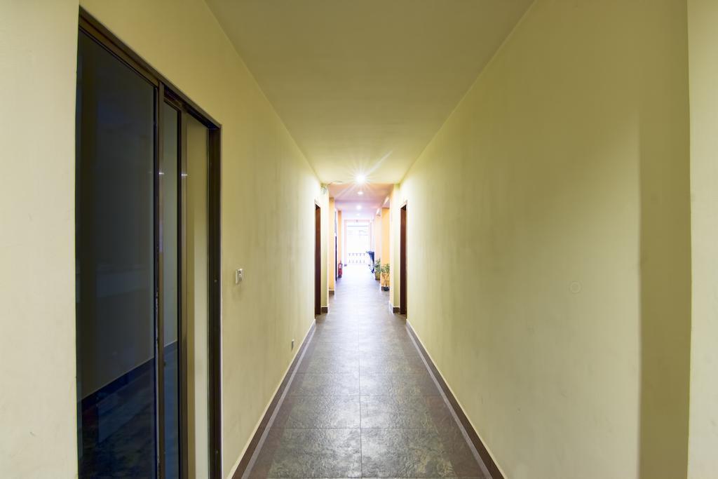 G Eleven Hotel Phnom Penh Zewnętrze zdjęcie